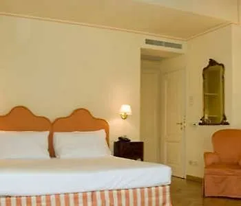 Hotel La Vittoria Boutique 4*
